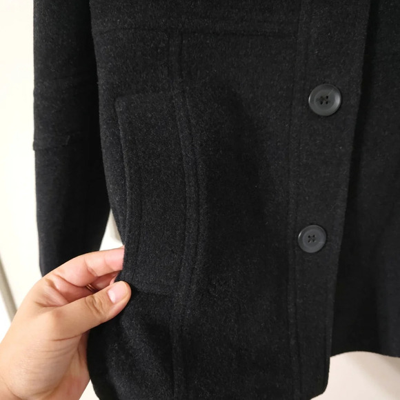 Vintage ANNE KLEIN Single Breasted Short Peacoat in Dark Charcoal, 100% Wool - Picture 5 of 14